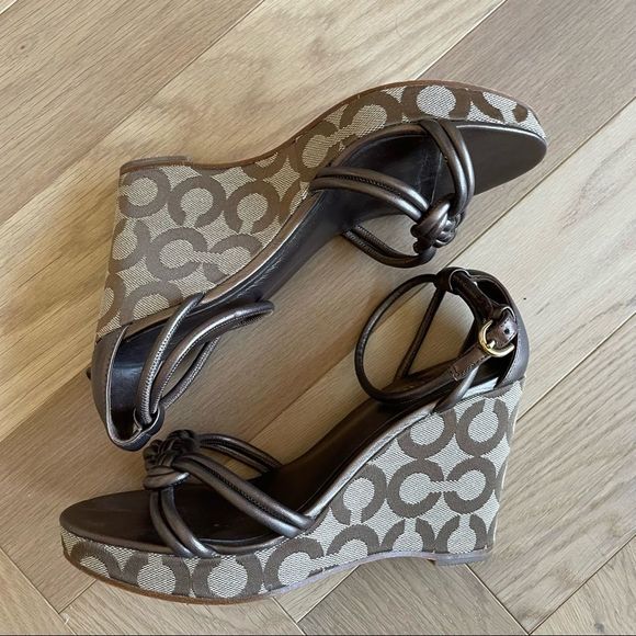 COACH wedges - Picture 6 of 9